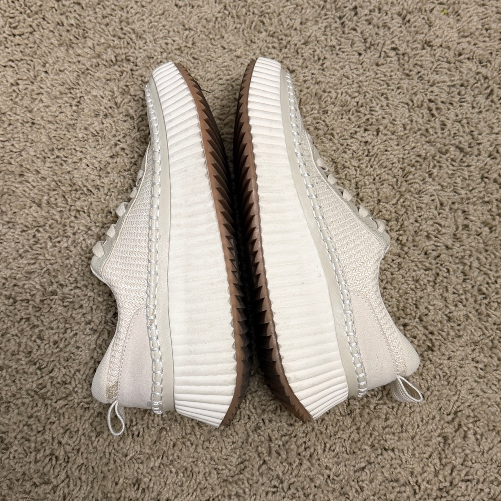Dolce Vita Dolen Sandstone Knit Platform Sneakers - Picture 5 of 10
